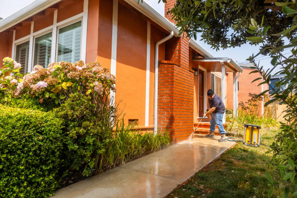 Garage Pressure Washing in Hartford, SD